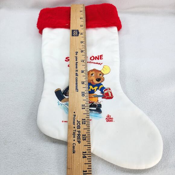 Vintage 1983 American Greetings Get Along Gang Stocking Score One For Christmas - Picture 9 of 10